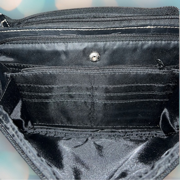 Women’s Black Leather Crossbody Handbag Purse - Picture 5 of 6